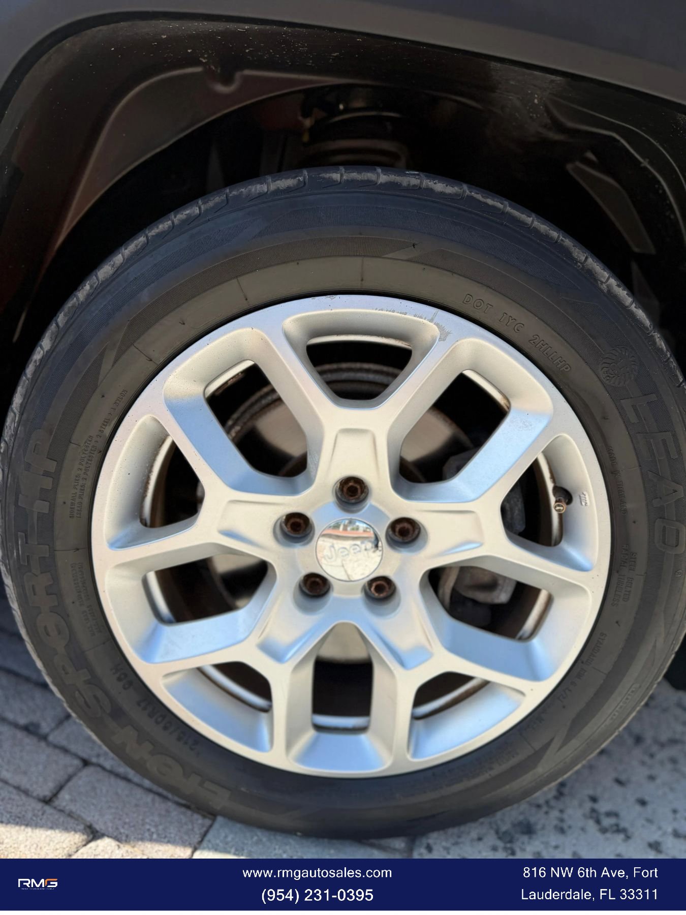 Used 2015 Jeep Renegade Latitude image 28