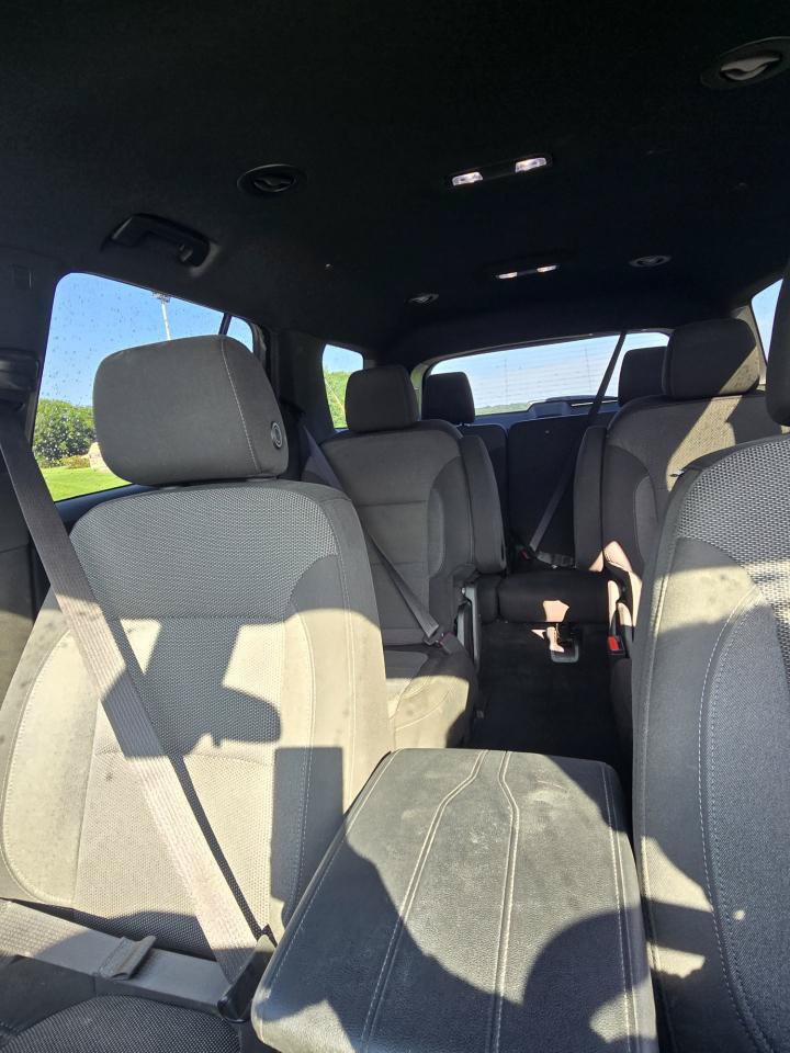 Used 2023 Chevrolet Traverse LT AWD/4WD image 4