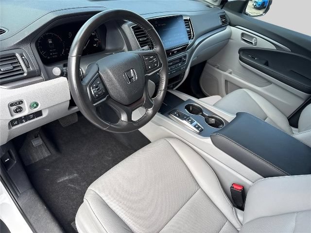 Certified 2025 Honda Ridgeline RTL image 10
