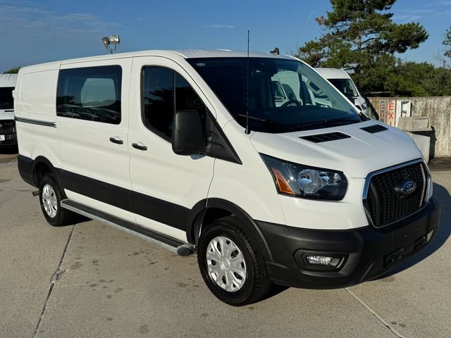 Used 2025 Ford Transit 250 Low Roof w/ Exterior Upgrade Package RWD image 3