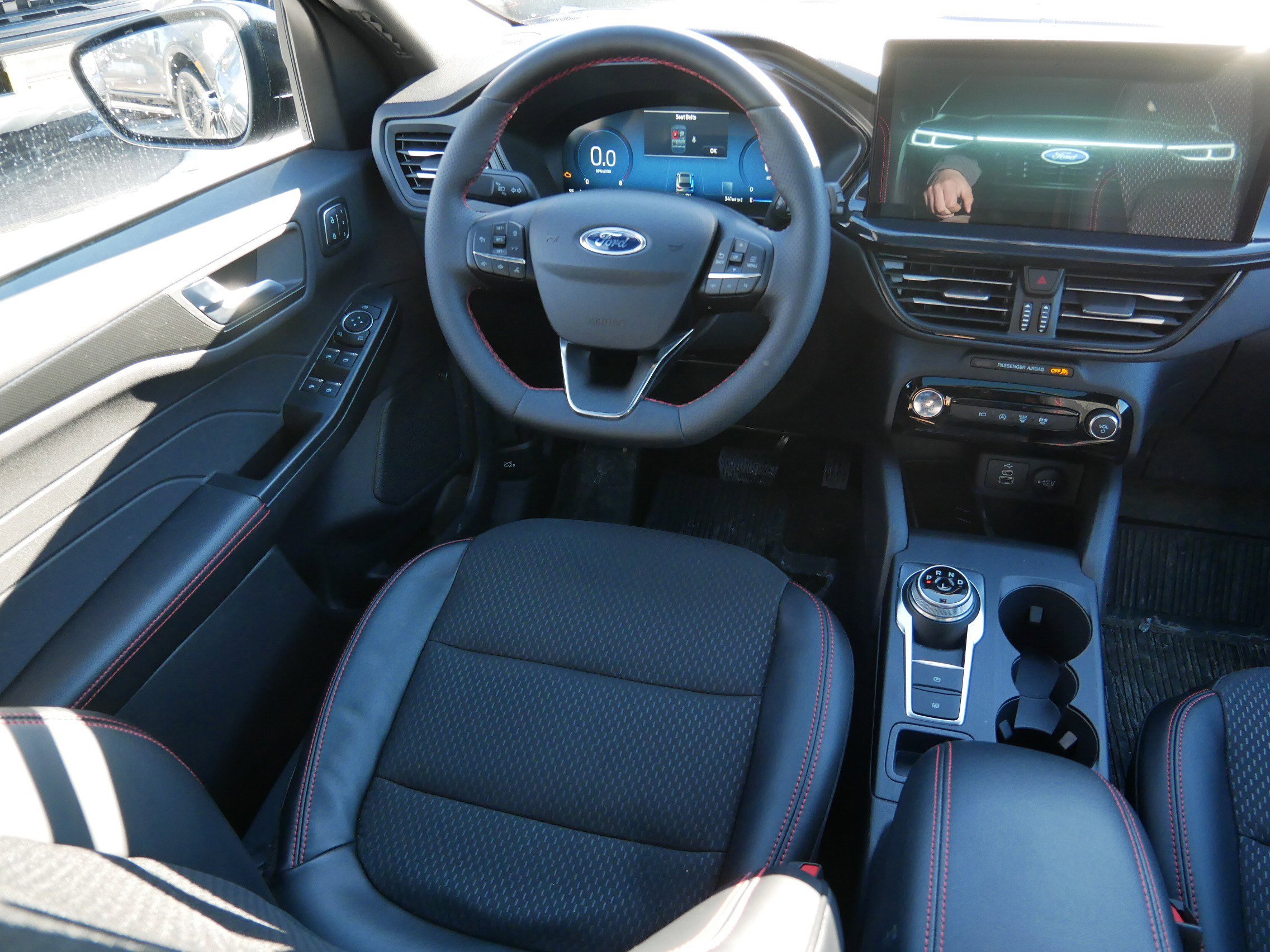 New 2025 Ford Escape ST-Line Select w/ Tech Pack #2 image 9