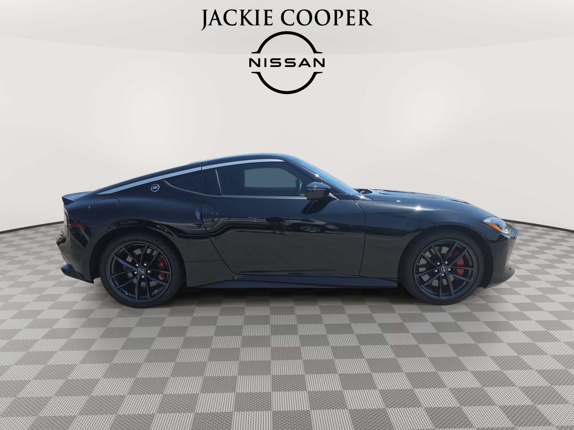 Used 2025 Nissan Z Performance w/ Floor Mat Package RWD image 6