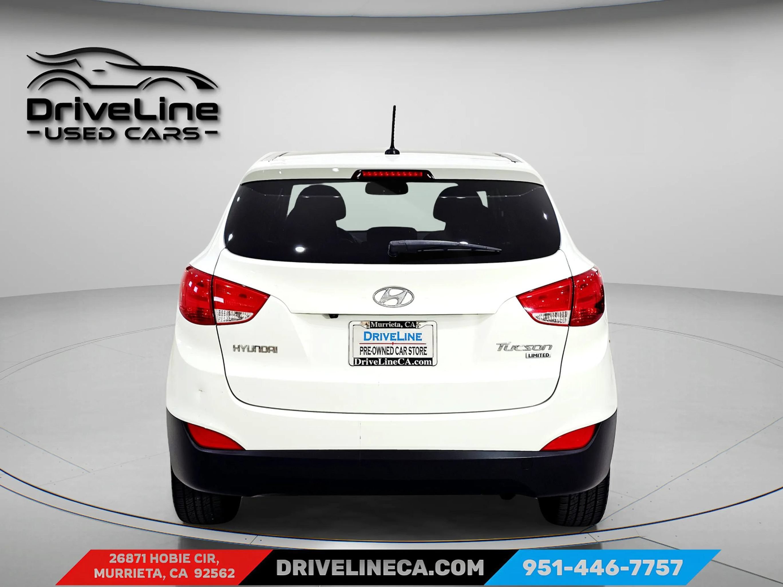 Used 2011 Hyundai Tucson Limited w/ Premium Pkg 3 FWD image 3