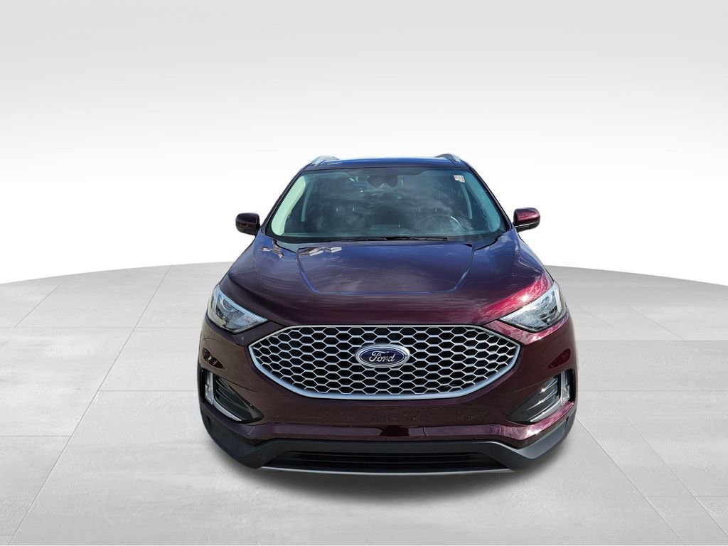Used 2023 Ford Edge SEL w/ Convenience Package image 3