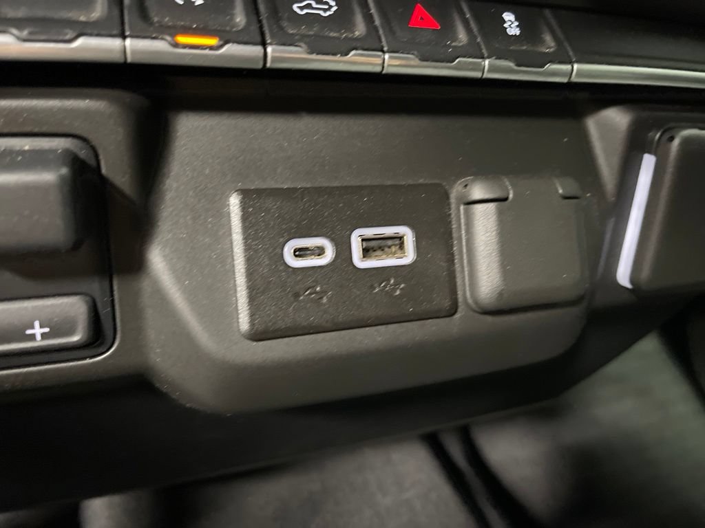 Used 2024 Chevrolet Silverado 1500 Custom AWD/4WD image 30