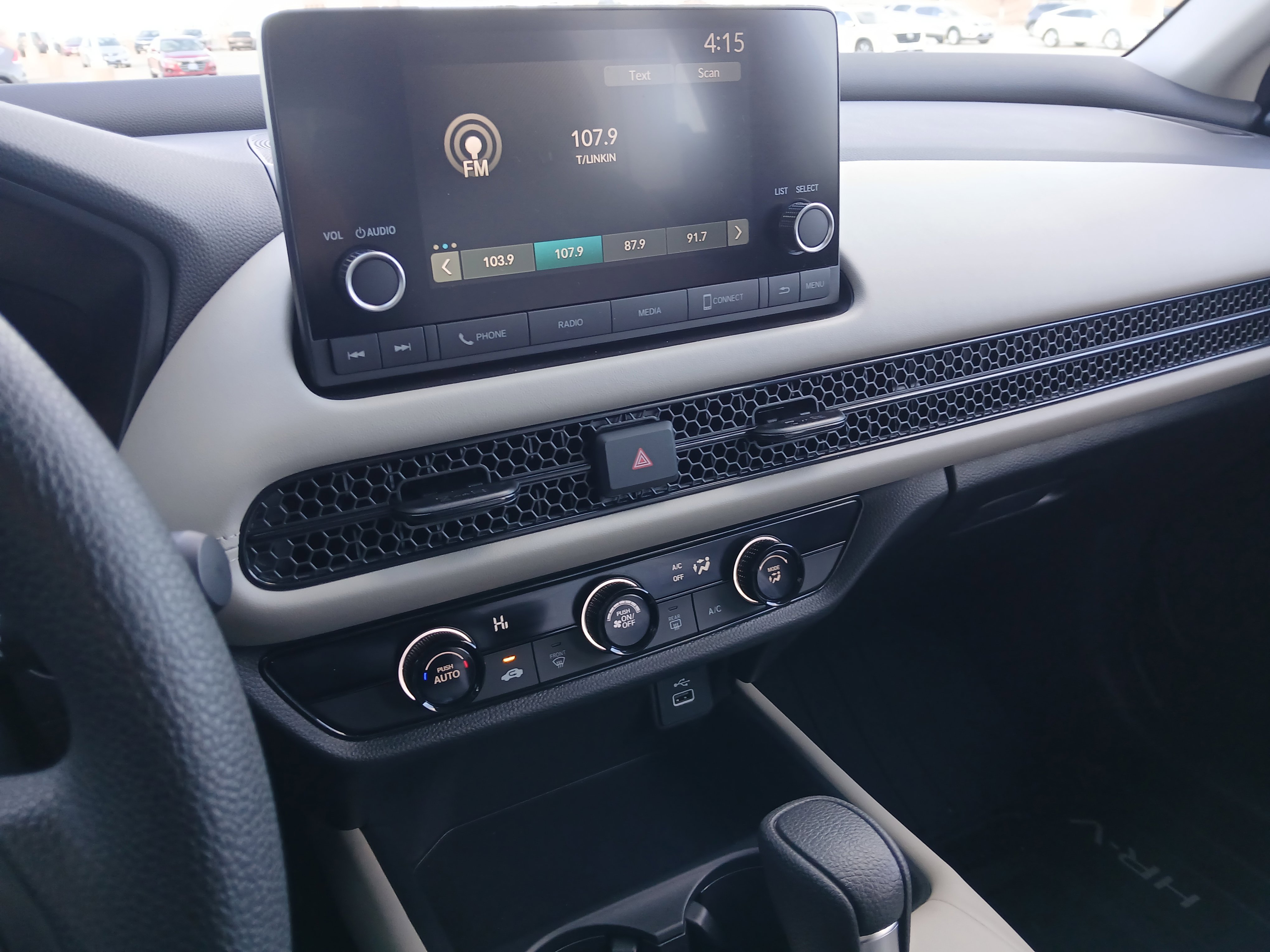 Used 2025 Honda HR-V LX image 11