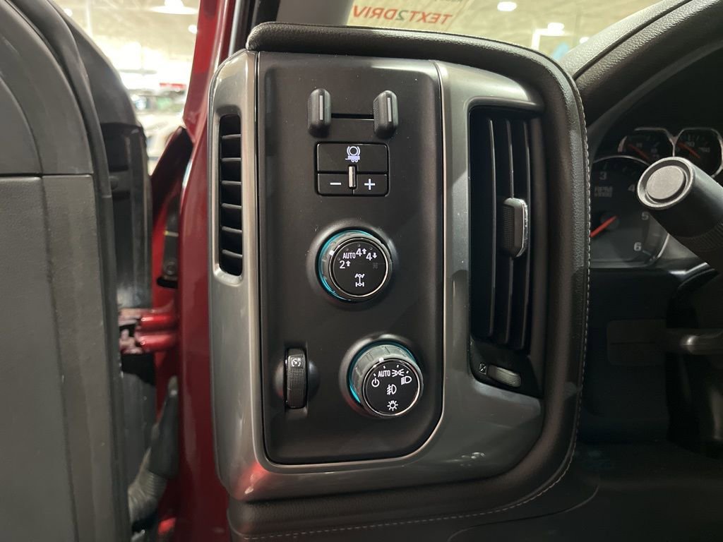 Used 2018 Chevrolet Silverado 1500 LTZ w/ Sport Package AWD/4WD image 14