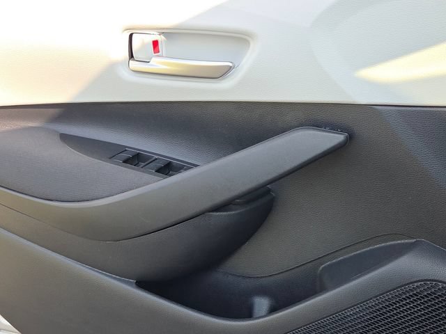 Used 2026 Toyota Corolla SE FWD image 28