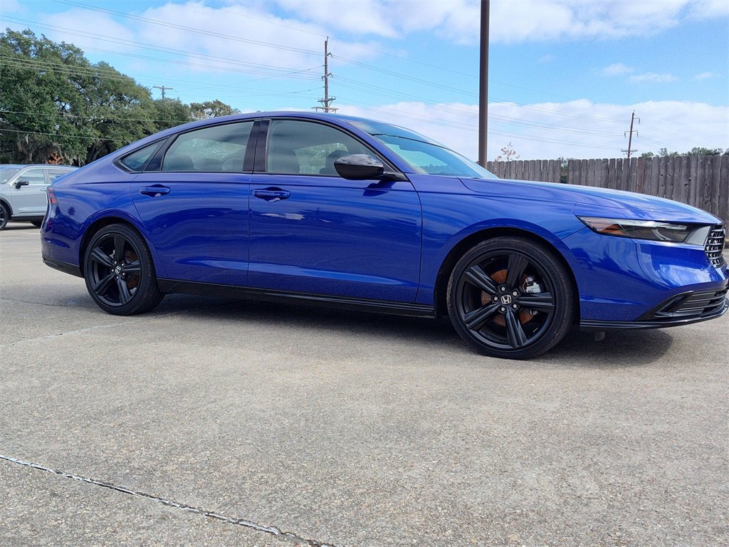 Used 2024 Honda Accord Sport image 13