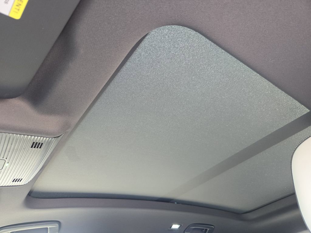 New 2026 Volkswagen Tiguan SEL R-Line image 21