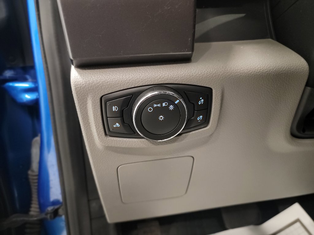 Used 2016 Ford F150 XLT w/ XTR Package image 20