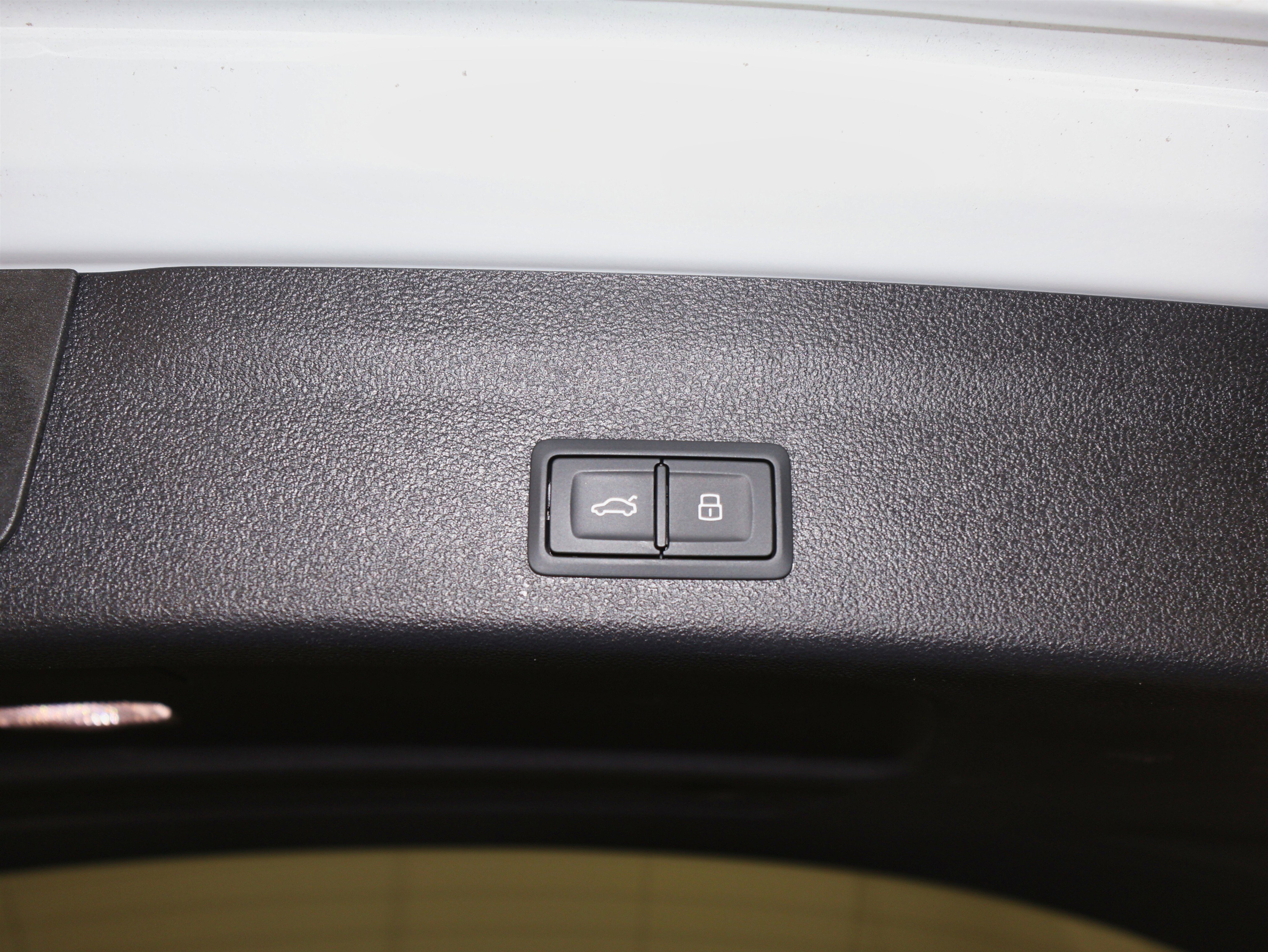 Used 2021 Audi RS 6 w/ Executive Package image 13