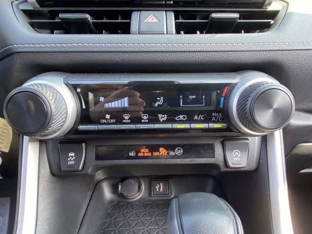 Used 2024 Toyota RAV4 LE AWD/4WD image 21