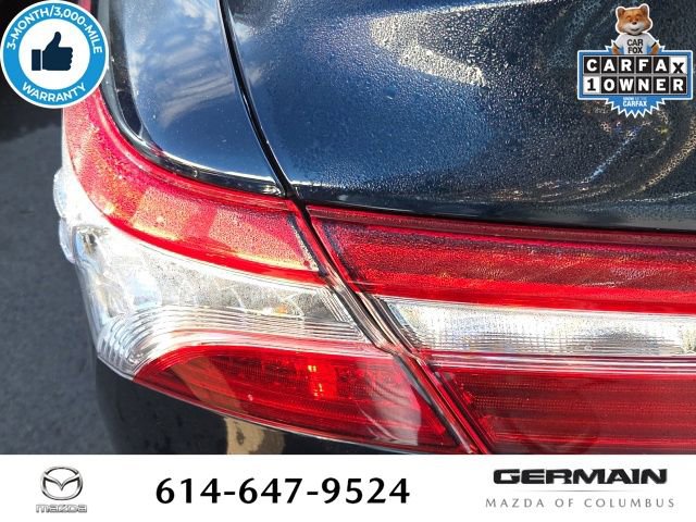Used 2019 Toyota Camry XLE FWD image 13