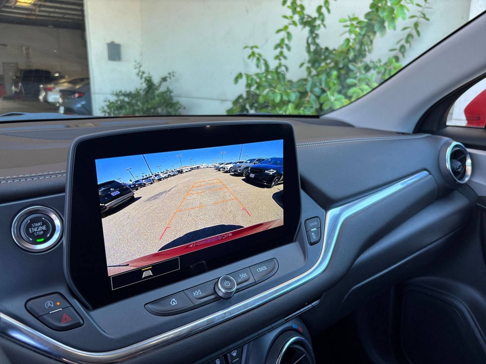 Used 2025 Chevrolet Blazer LT FWD image 24