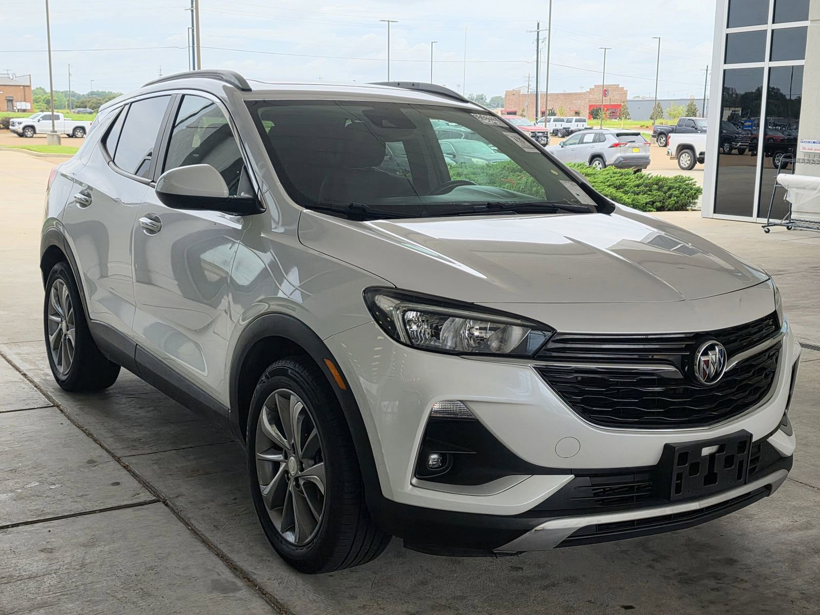 Used 2021 Buick Encore GX Select w/ Experience Buick Package FWD image 12