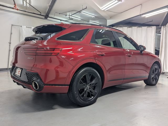 Used 2022 Genesis GV70 3.5T Sport image 3