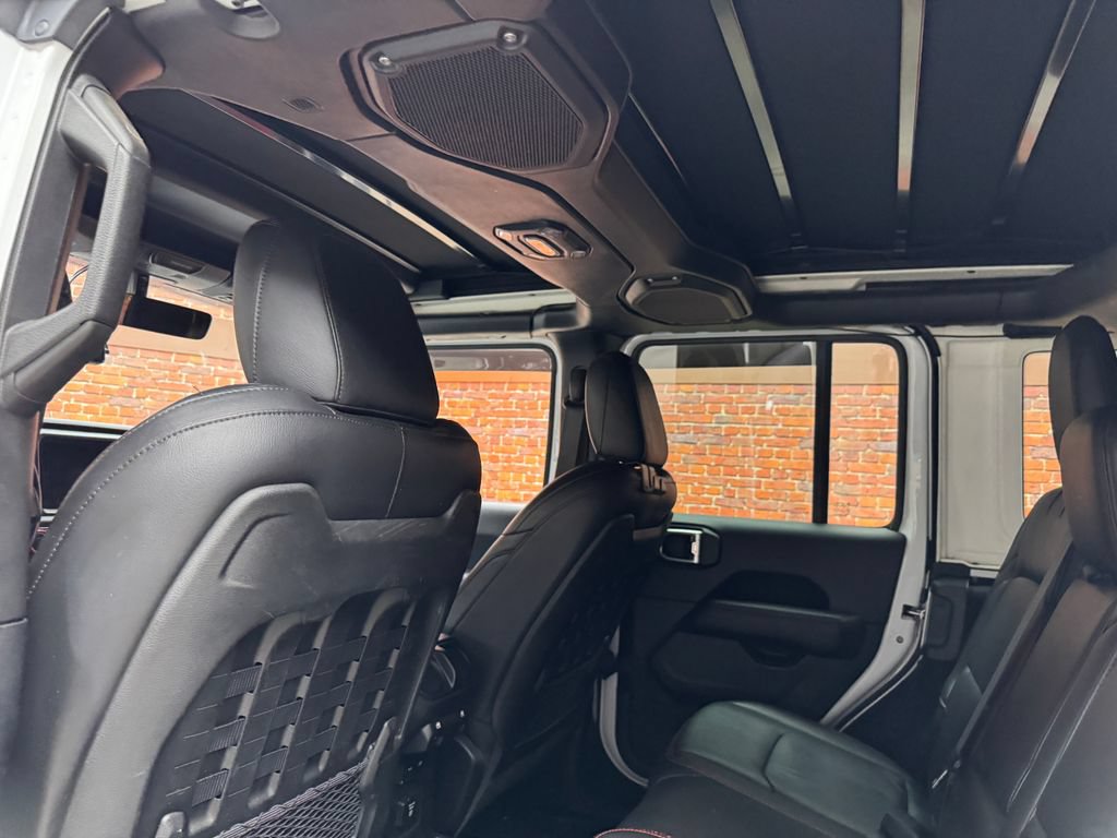 Used 2018 Jeep Wrangler Unlimited Rubicon AWD/4WD image 23