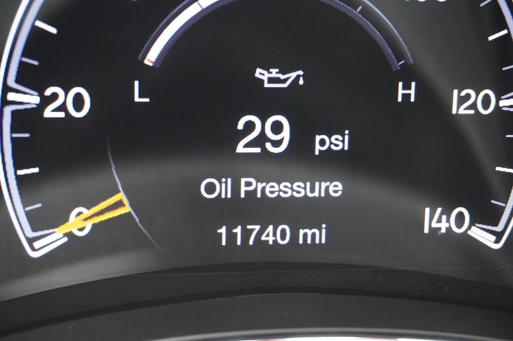 Used 2022 Jeep Grand Cherokee Limited AWD/4WD image 9