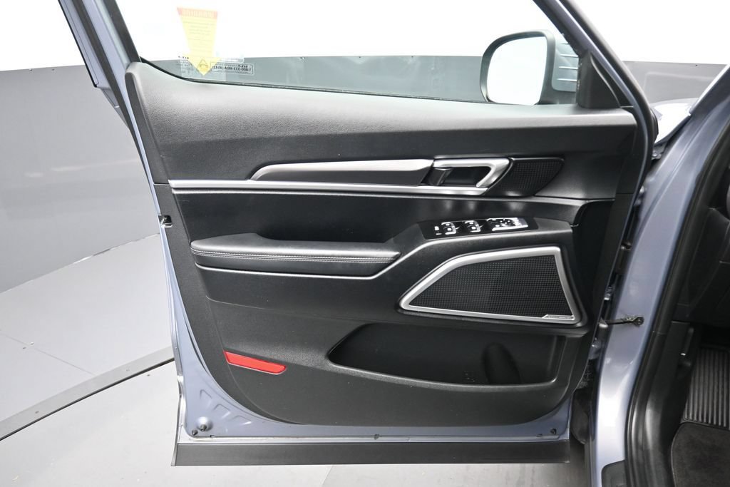 Used 2023 Kia Telluride S w/ S Sunroof Package FWD image 9