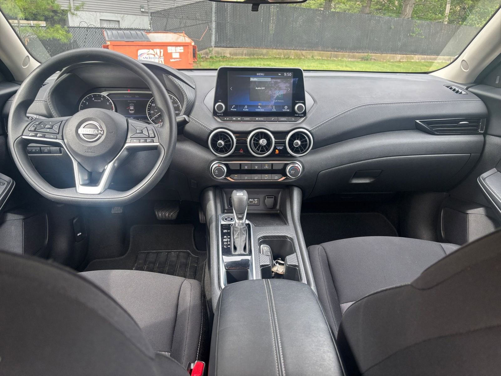 Used 2025 Nissan Sentra SV FWD image 31