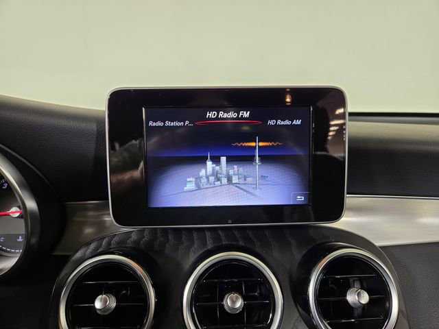Used 2019 Mercedes-Benz GLC 300 4MATIC image 29