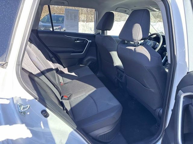 Used 2025 Toyota RAV4 XLE image 11