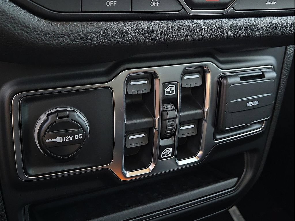 New 2026 Jeep Wrangler Sport AWD/4WD image 15