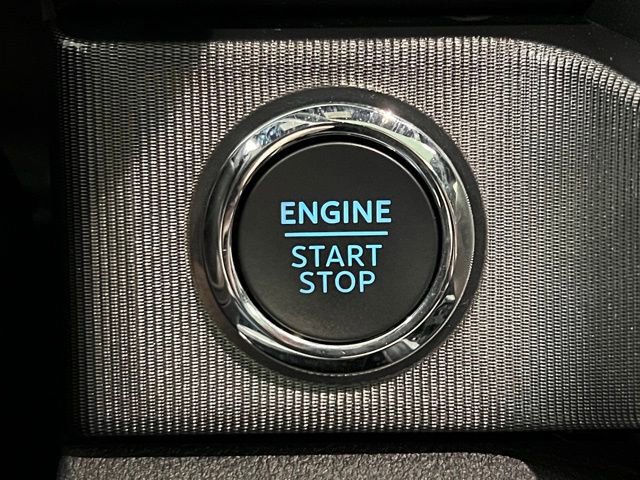 Used 2025 Ford F450 Platinum w/ FX4 Off-Road Package image 31