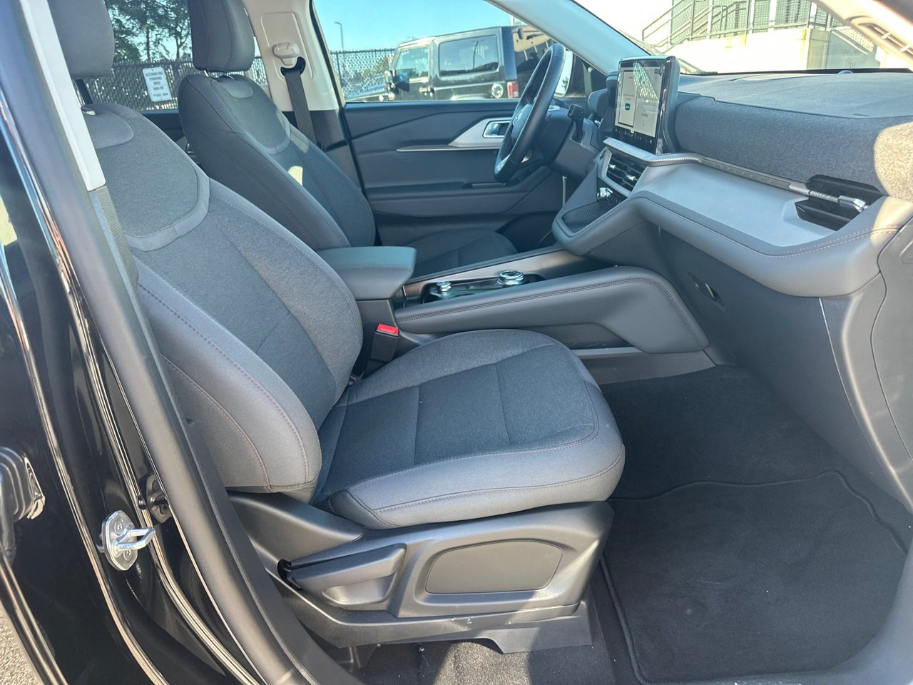 New 2026 Ford Explorer Active RWD image 13