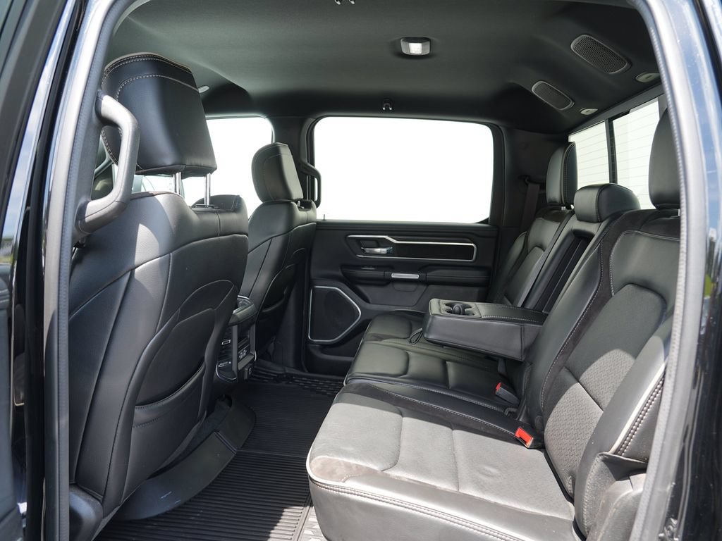 Used 2023 RAM 1500 Laramie AWD/4WD image 18