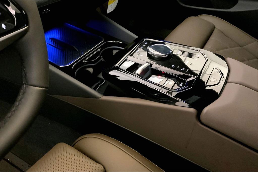 New 2026 BMW 530i xDrive w/ Premium Package AWD/4WD image 6