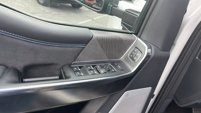 Used 2025 Ford F350 Platinum AWD/4WD image 36