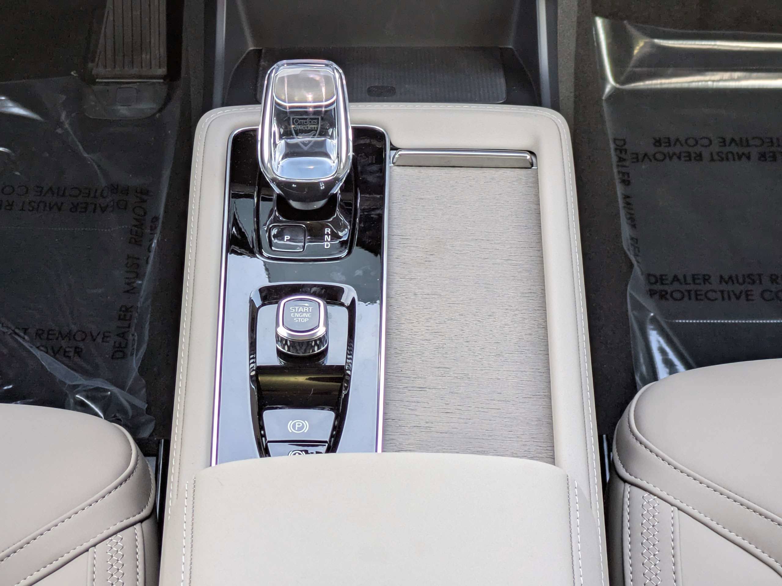 New 2026 Volvo XC90 B6 Plus w/ Protection Package Premier image 20