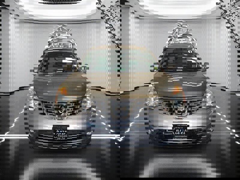 Used 2009 Nissan Rogue SL w/ Premium Pkg image 2