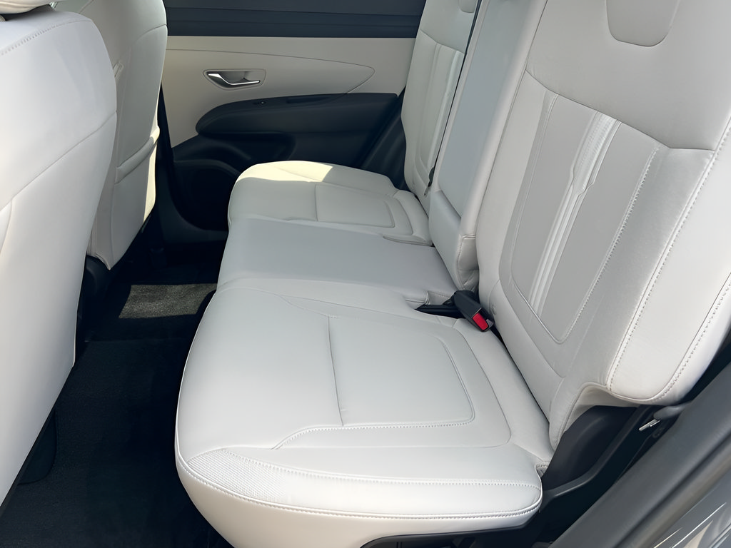 New 2026 Hyundai Tucson SEL FWD image 9