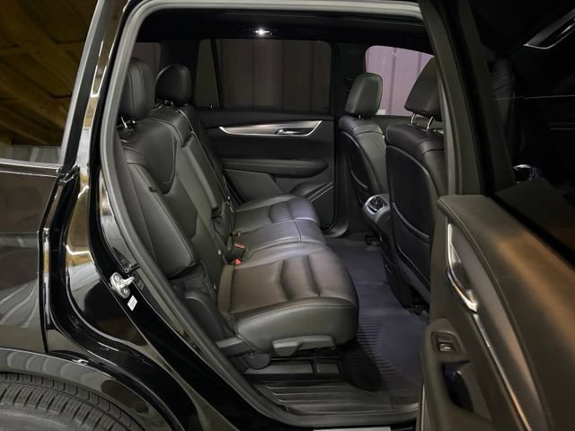 Used 2024 Cadillac XT6 Luxury w/ LPO, Floor Liner Package AWD/4WD image 21
