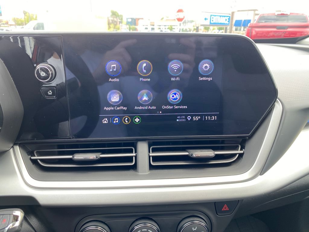 Used 2024 Chevrolet Trax LS w/ LS Convenience Package FWD image 18