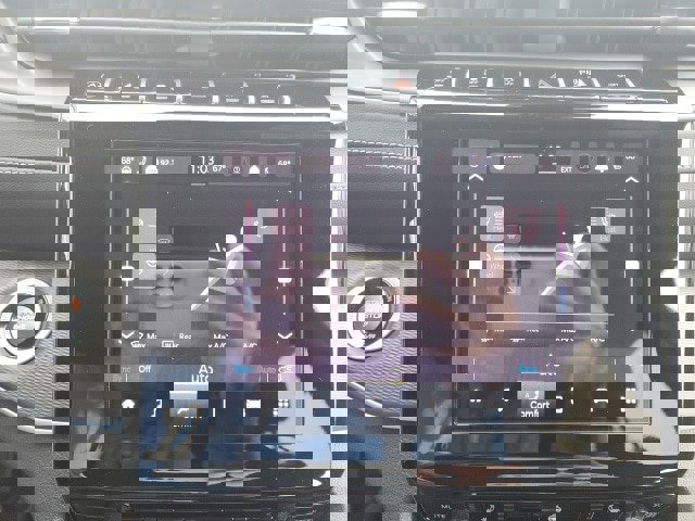 New 2025 Jeep Grand Cherokee Altitude image 5