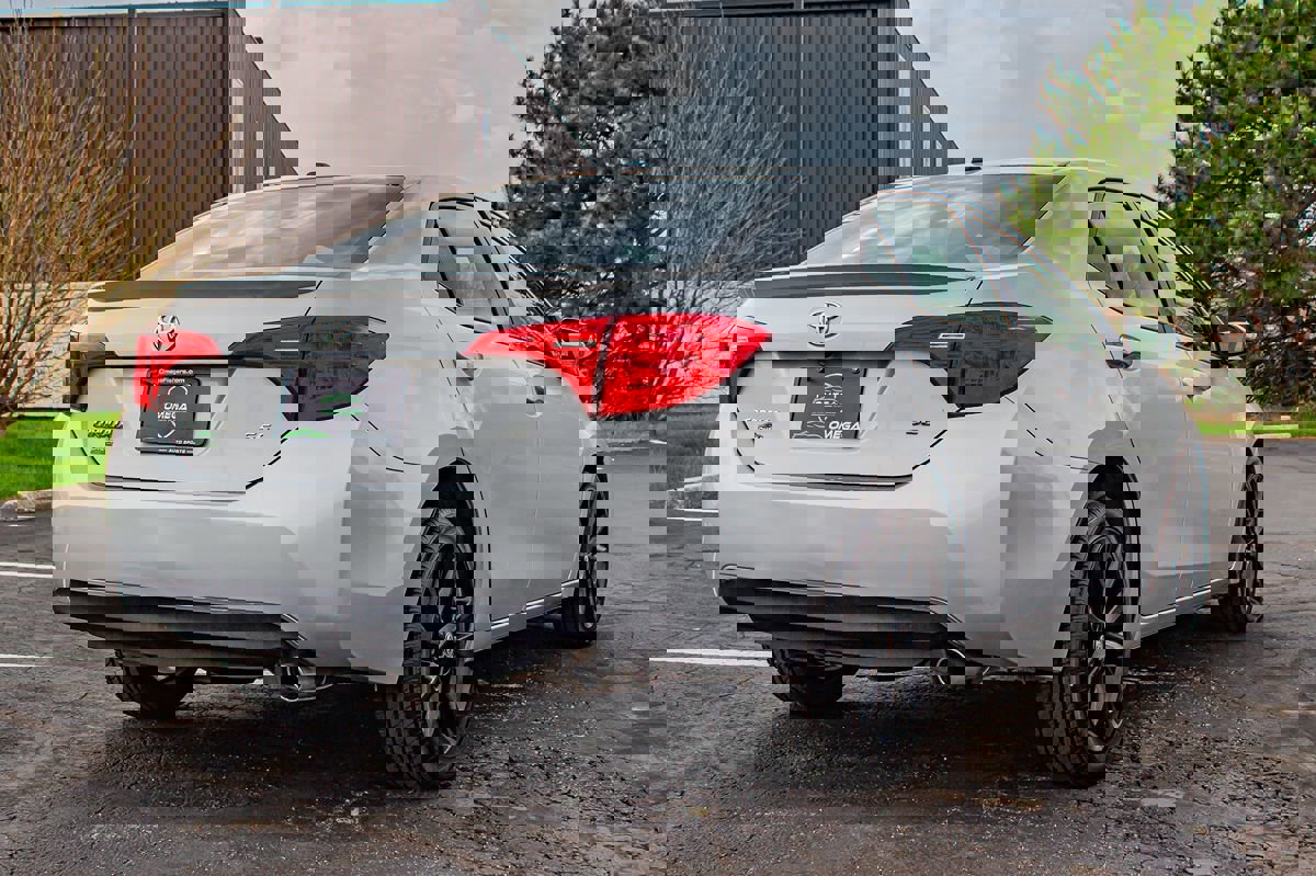 Used 2018 Toyota Corolla SE image 9