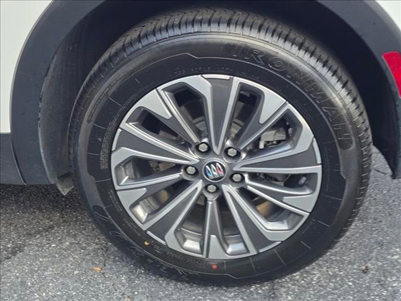 Certified 2024 Buick Envision Preferred image 8