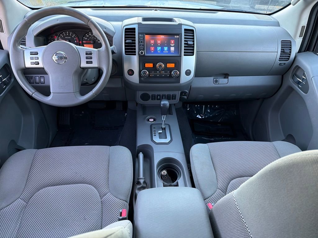 Used 2020 Nissan Frontier SV w/ Midnight Edition Floor Mats image 14