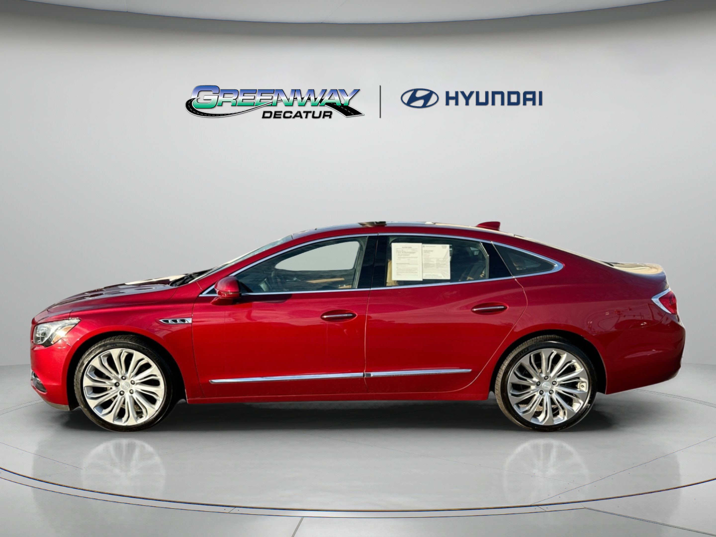 Used 2019 Buick LaCrosse Essence w/ Sun and Shade Package FWD image 5