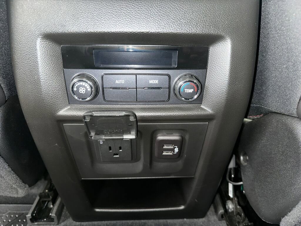 Certified 2023 Chevrolet Traverse RS w/ LPO, Floor Liner Package image 24