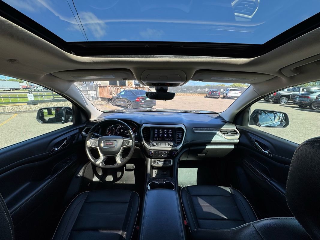 Used 2020 GMC Acadia Denali image 11