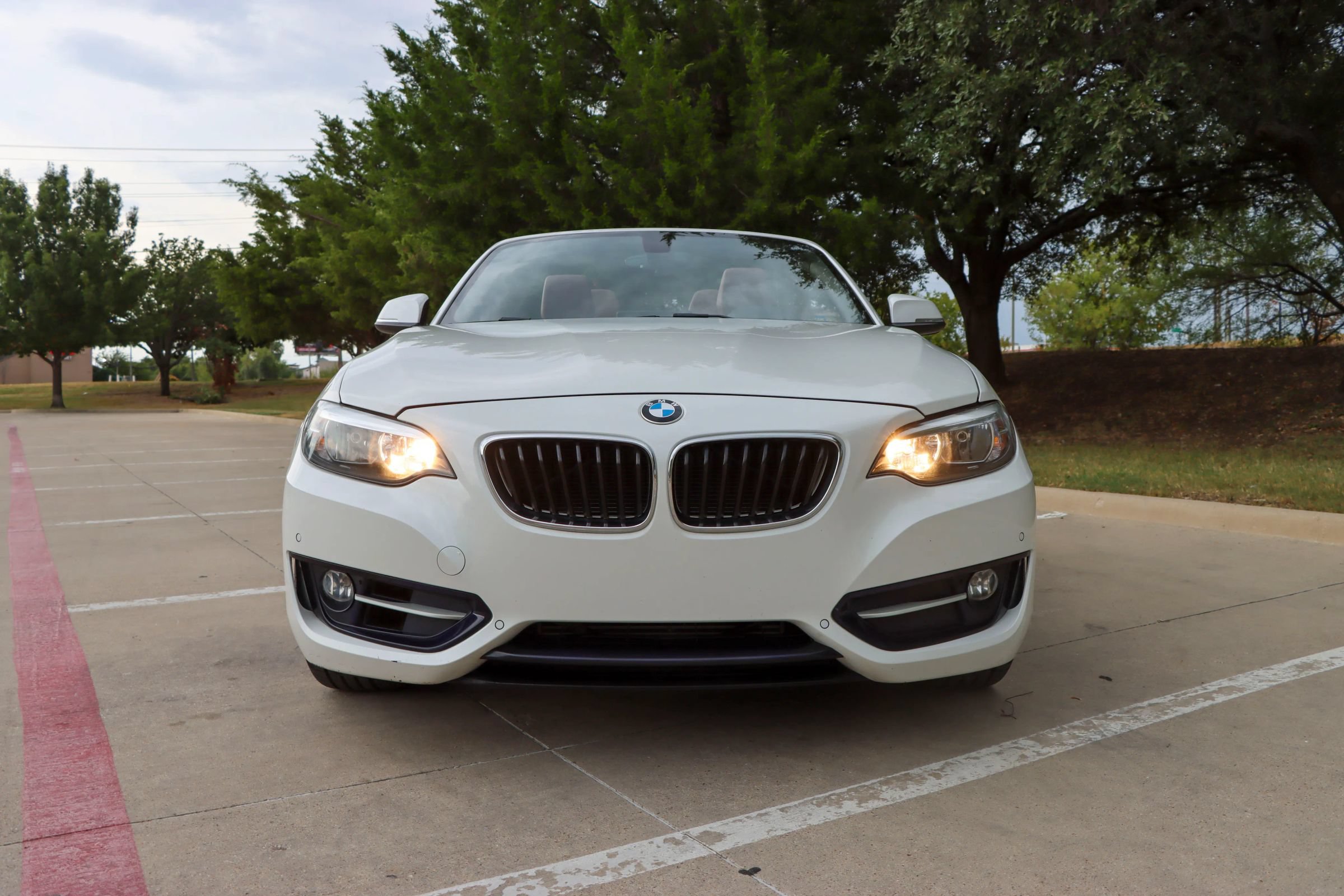 Used 2016 BMW 228i Convertible RWD image 2