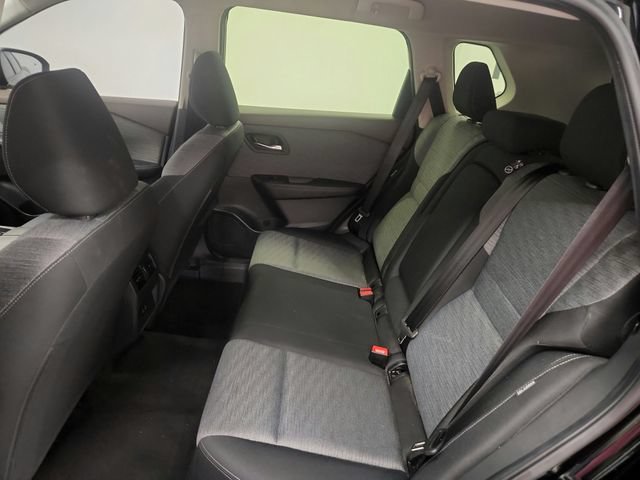 Used 2023 Nissan Rogue SV FWD image 23