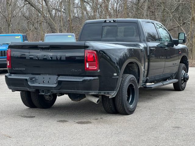 Used 2025 RAM 3500 Laramie AWD/4WD image 54
