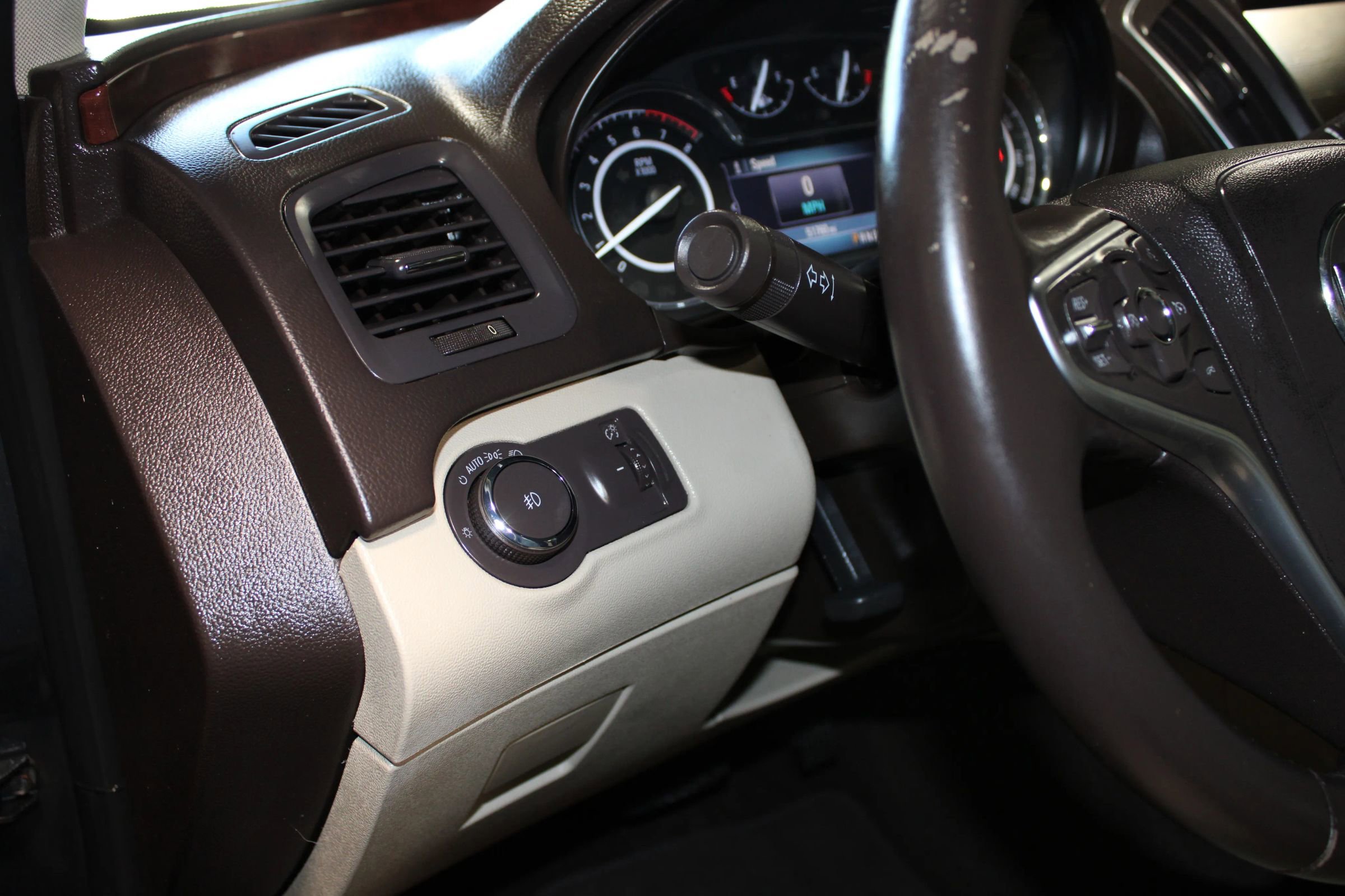 Used 2014 Buick Regal FWD image 20