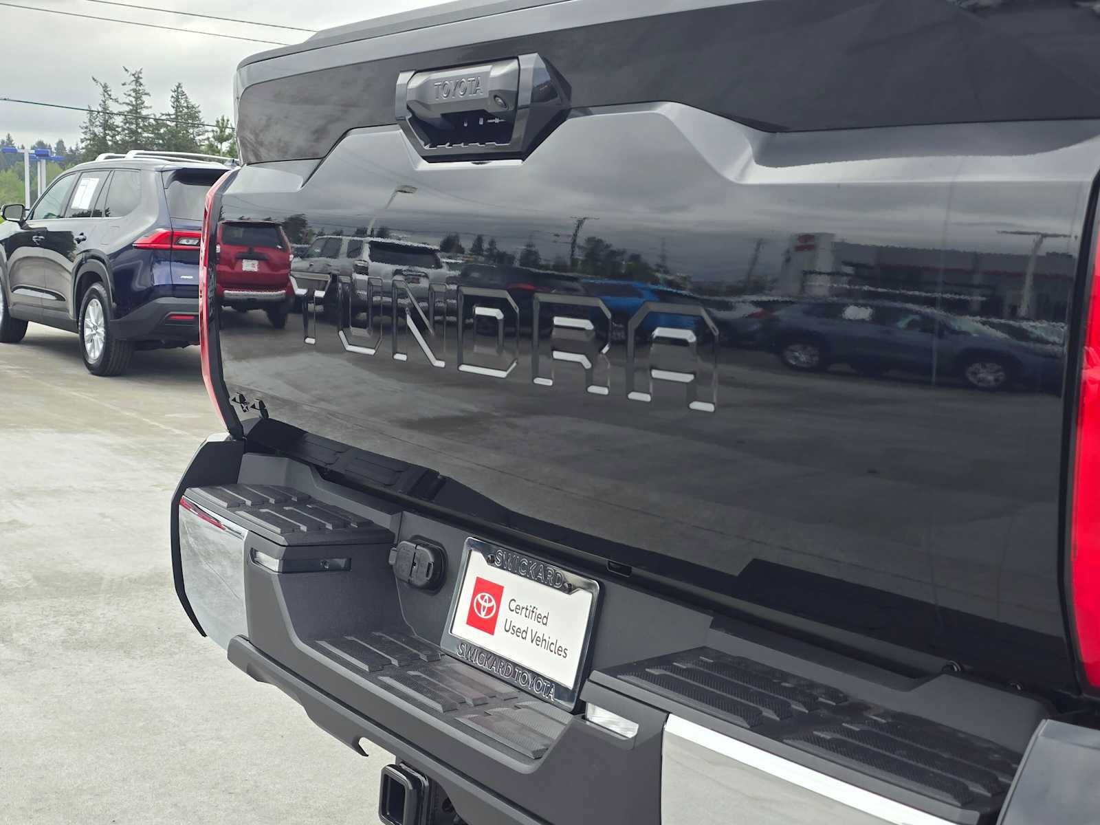 Used 2026 Toyota Tundra SR5 w/ TRD Off-Road Premium Package AWD/4WD image 13